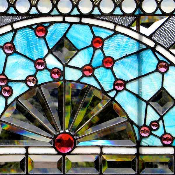 Detail of AE547 Victorian Combo Glass Window