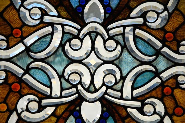 Detail of AE573 Victorian Combo Glass Window